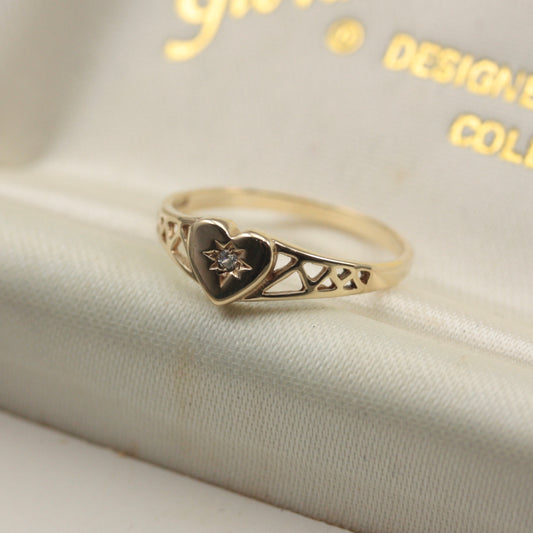 Late Vintage 9ct Gold and Star Set CZ Heart Ring