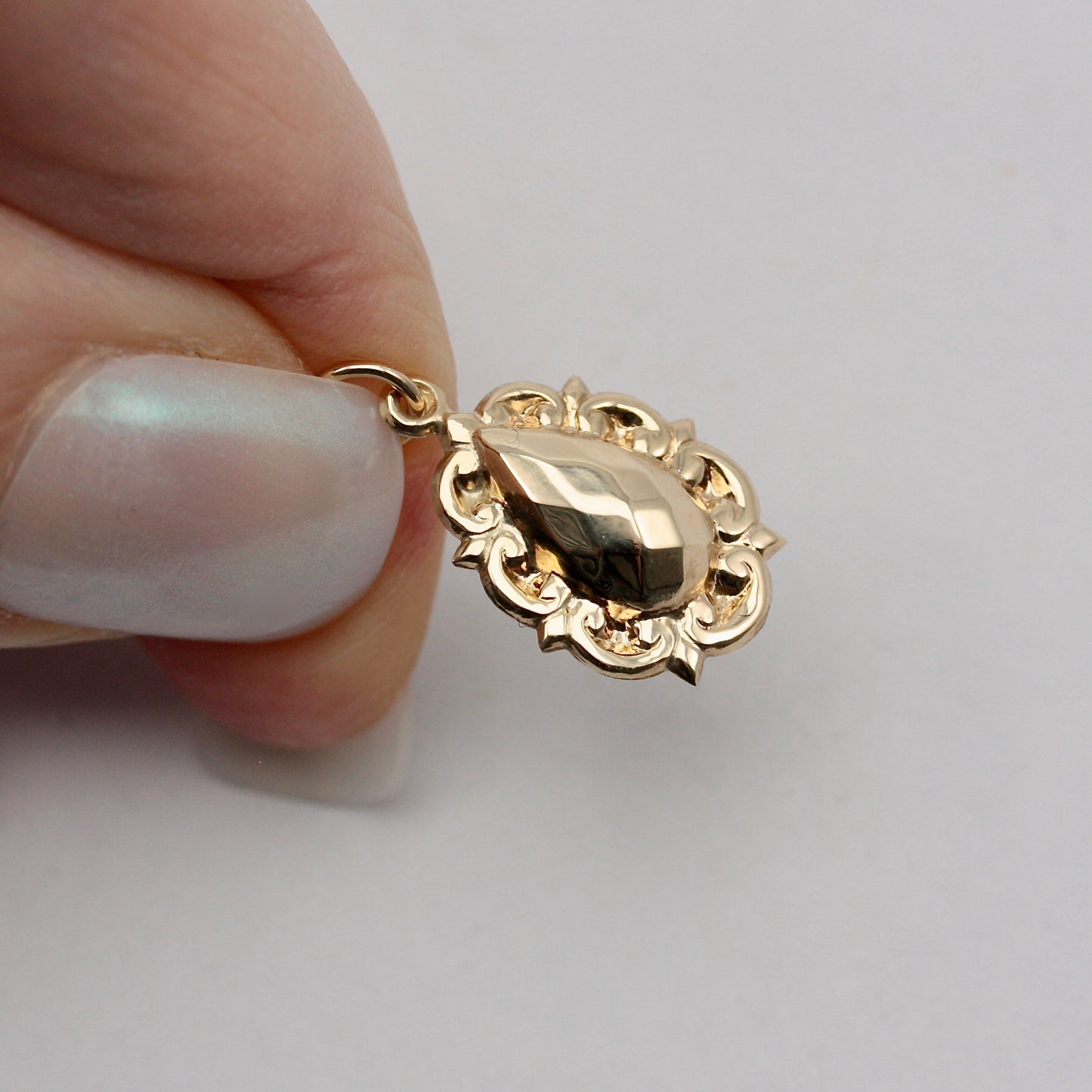 Antique 9ct Gold Puffy Charm