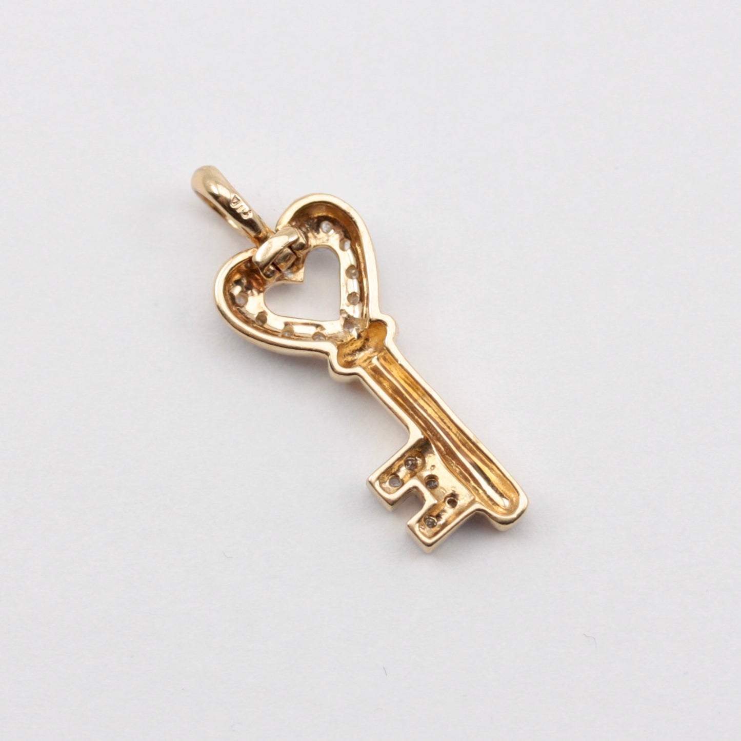 Modern Pre-owned 9ct Gold Diamond Key Charm / Pendant