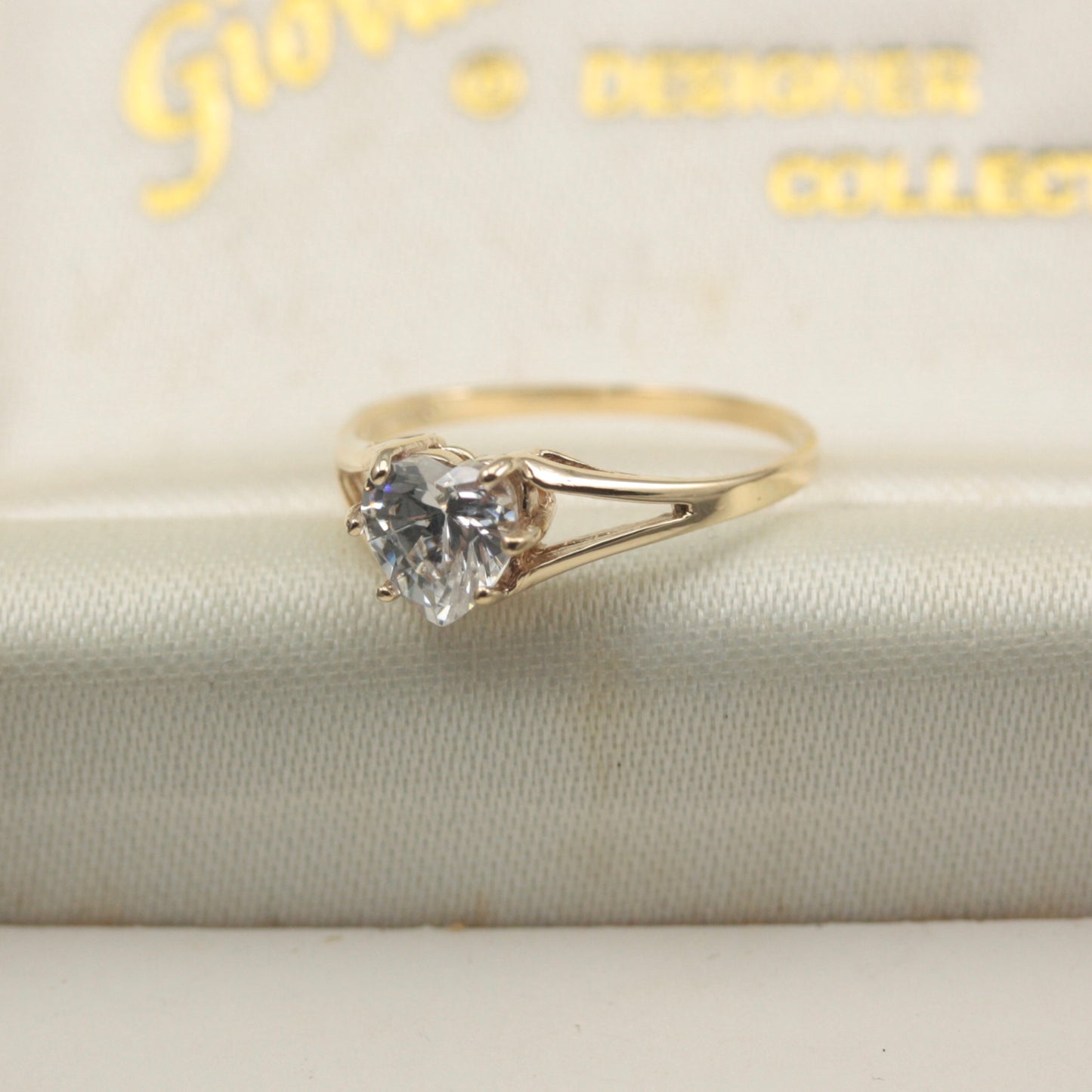 Late Vintage 9ct Gold and Cubic Zirconia Heart Ring