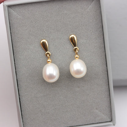 Pre-owned 18ct Gold Freshwater Pearl Dangle Earrings