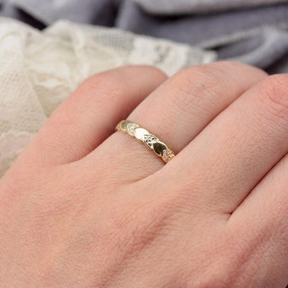 Vintage 9ct Gold Diamond Hearts Band