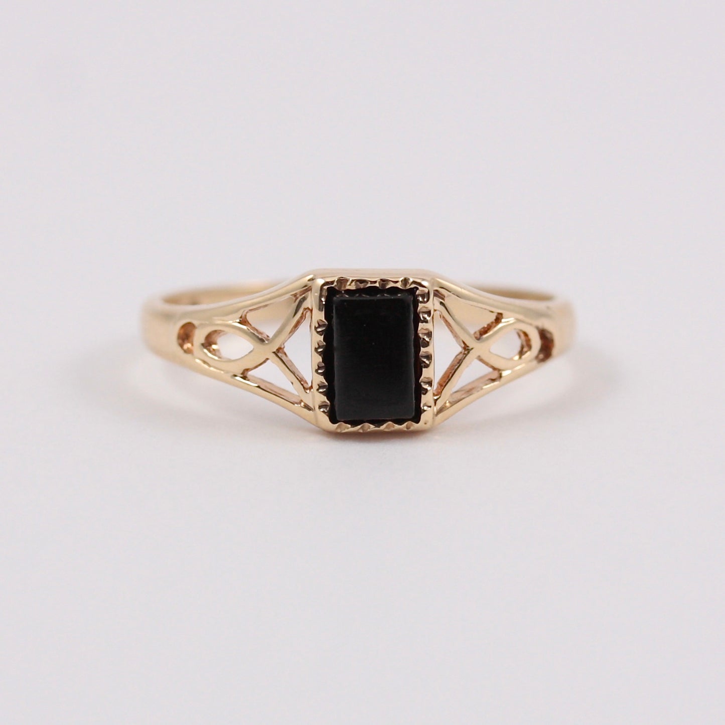 Vintage 9ct Gold Onyx Ring with Open Shoulders, 1985