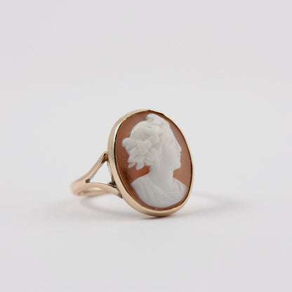 Antique 9ct Gold Sardonyx Shell Classical Cameo Ring, Early 20thC