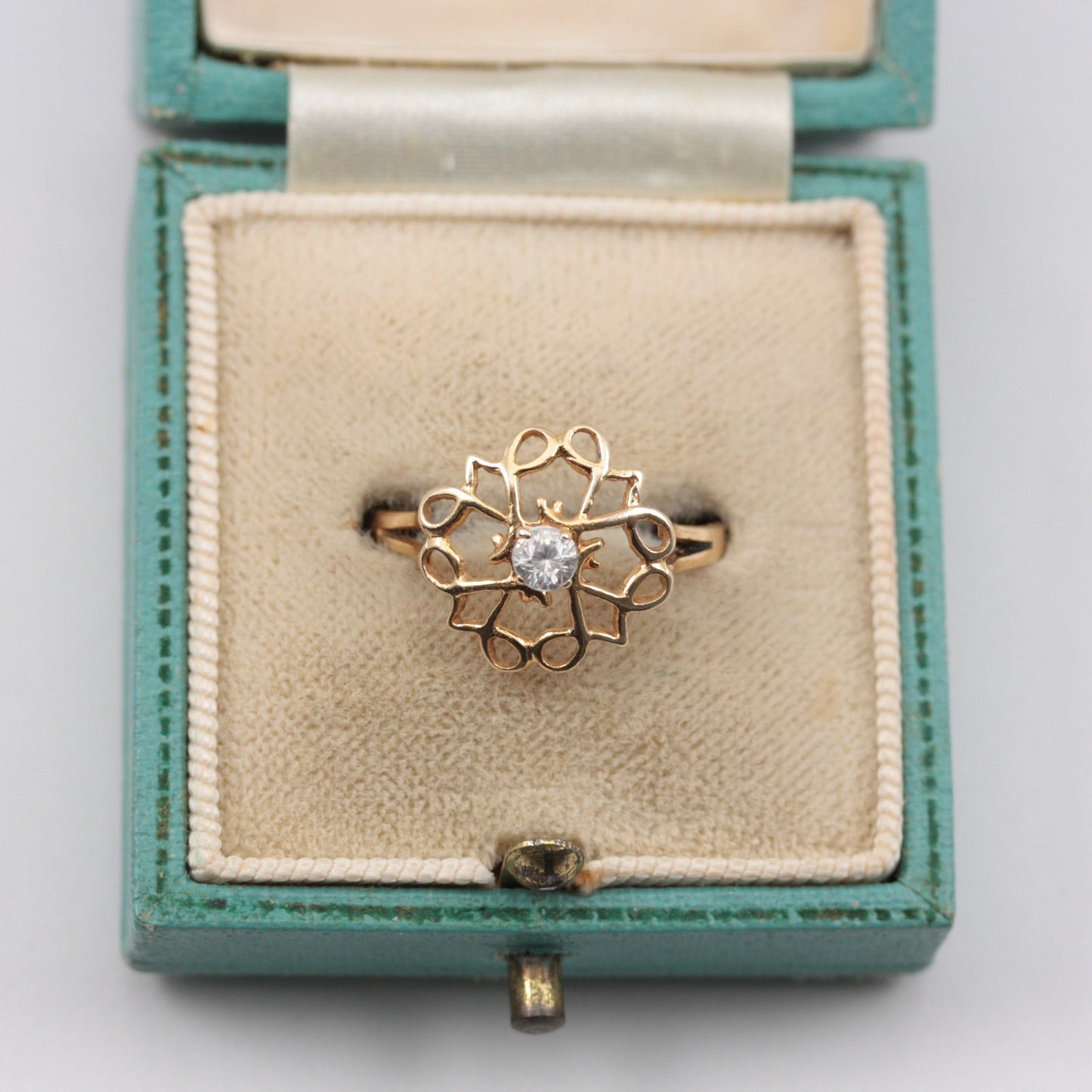 Vintage 9ct Gold Openwork Crystal Set Ring, 1986