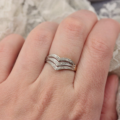 Pre-owned 9ct Gold Diamond Triple Wishbone Ring
