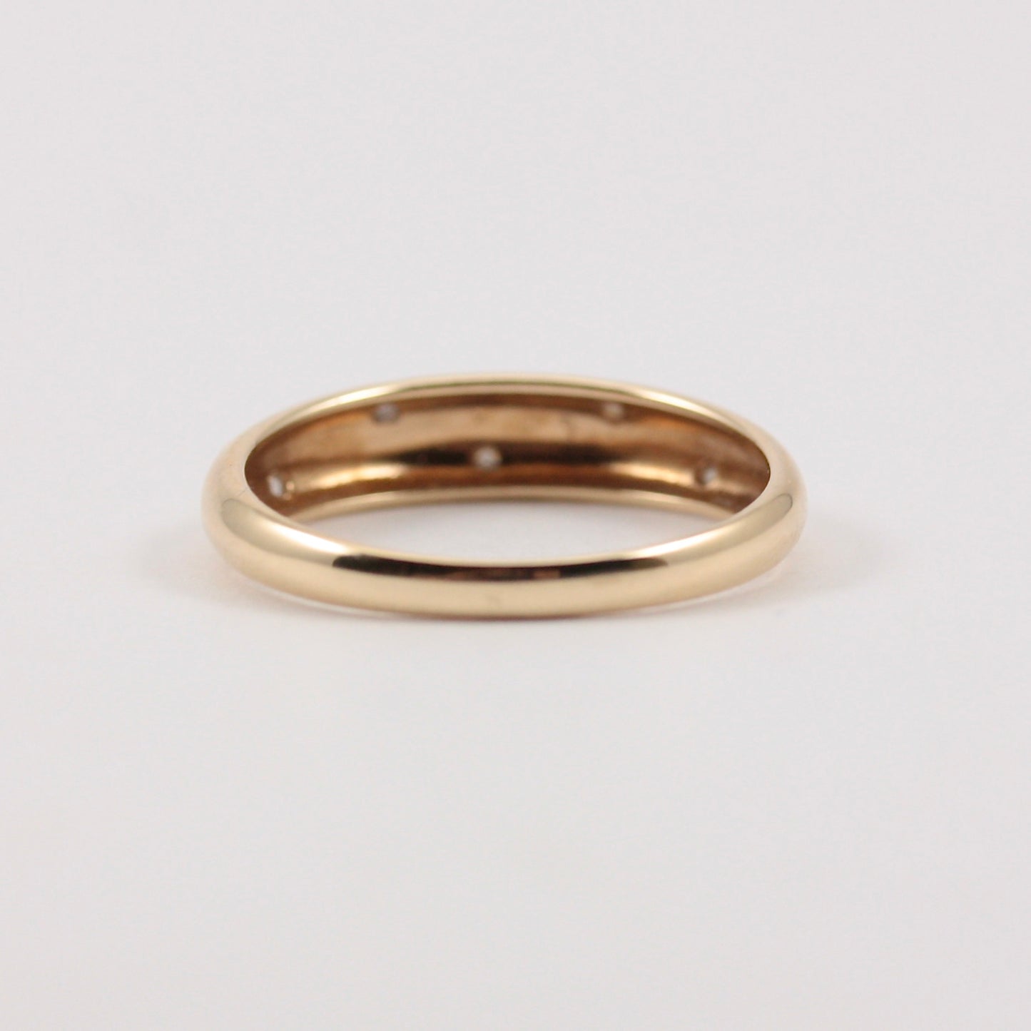 Pre-owned 9ct Gold Diamond Clover Domed Ring