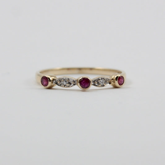 Pre-owned Dainty 9ct Gold Ruby and Diamond Band Ring
