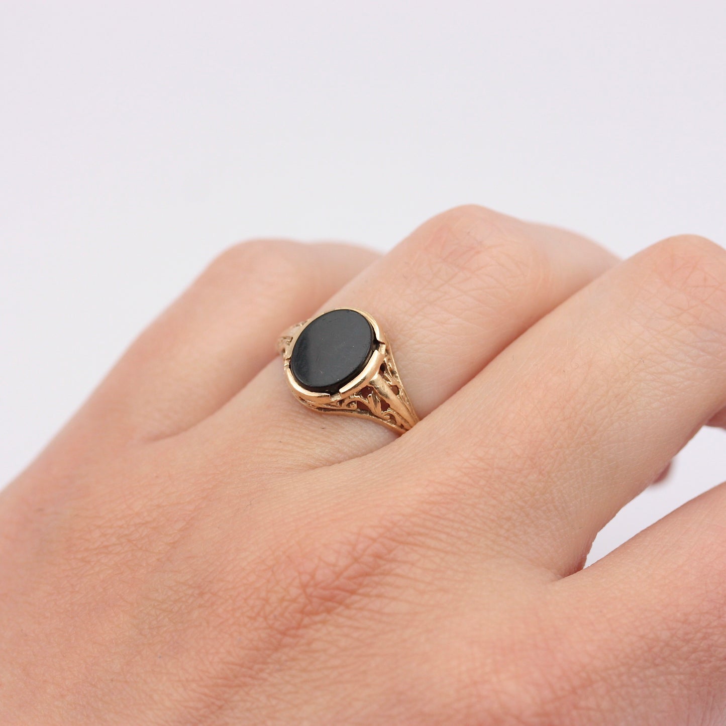 Vintage 9ct Gold Onyx Ring with Ornate Setting, 1975