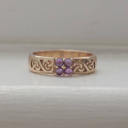 Pre-owned 9ct Gold Celtic Band with Amethyst Cabochons
