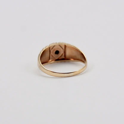 Vintage 9ct Gold Star Set Sapphire Solitaire Band Ring, 1979