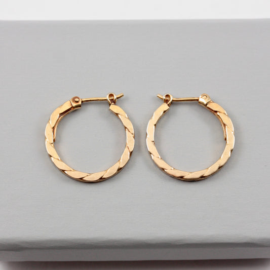 Pre-owned Italian Gold Twist Hoop Earrings by Unoaerre, Small