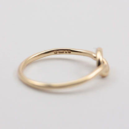 Vintage 9ct Gold Overhand Knot Ring, 1979