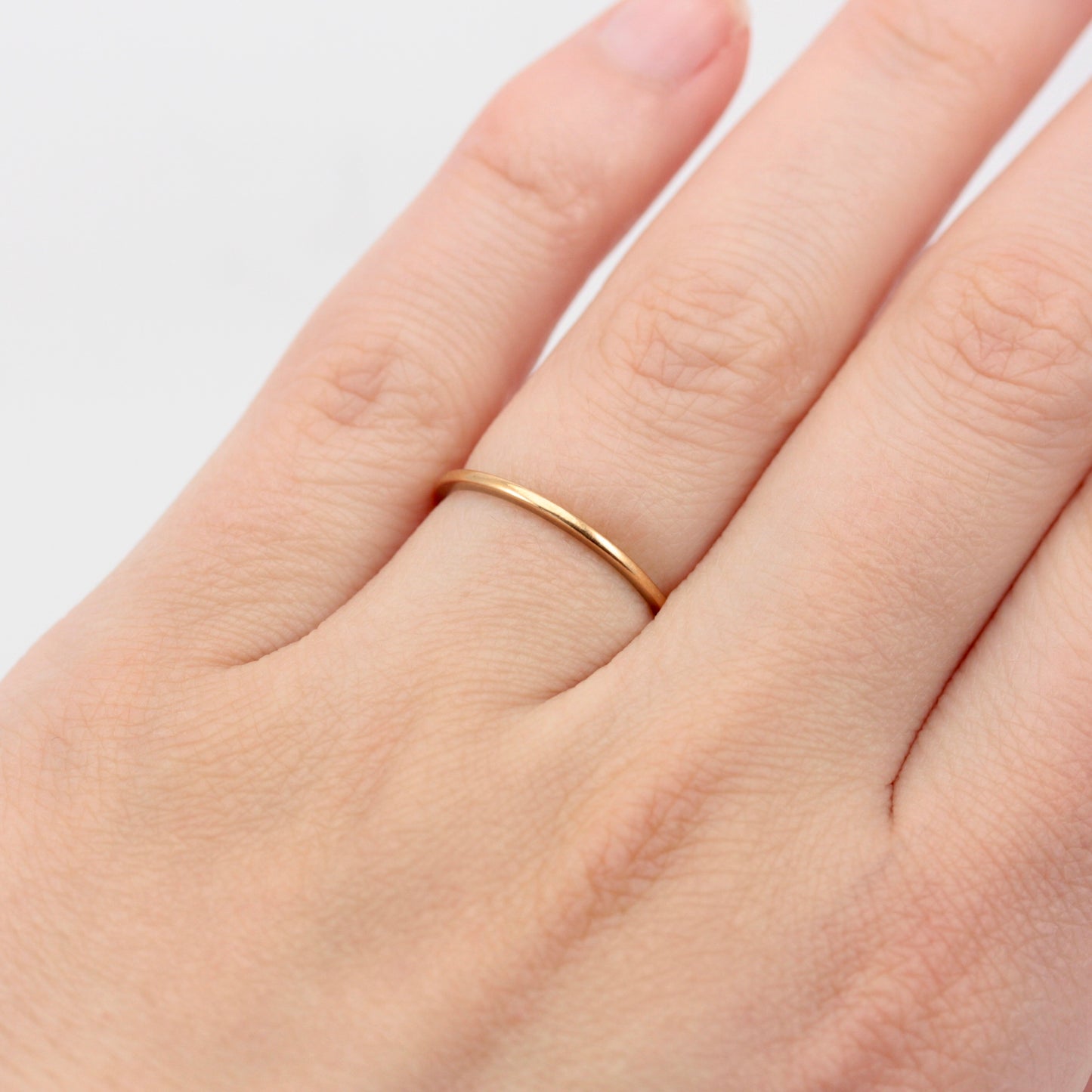 Early Vintage 22ct Gold & Platinum Skinny Wedding Band