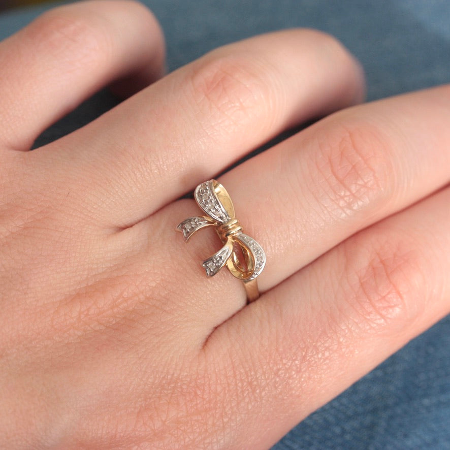 Pre-owned 9ct Gold and Diamond Bow Ring