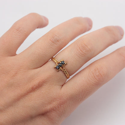 Vintage 9ct Gold Vertical Three Stone Rope Ring, 1978
