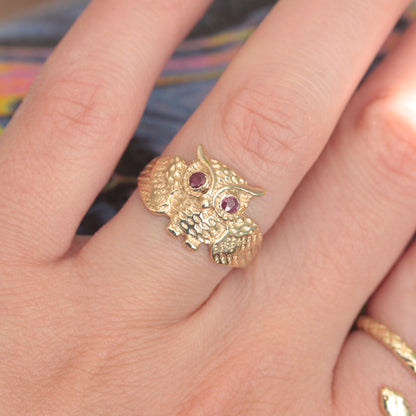 Vintage 9ct Gold Owl Ring with Garnet Eyes, 1989