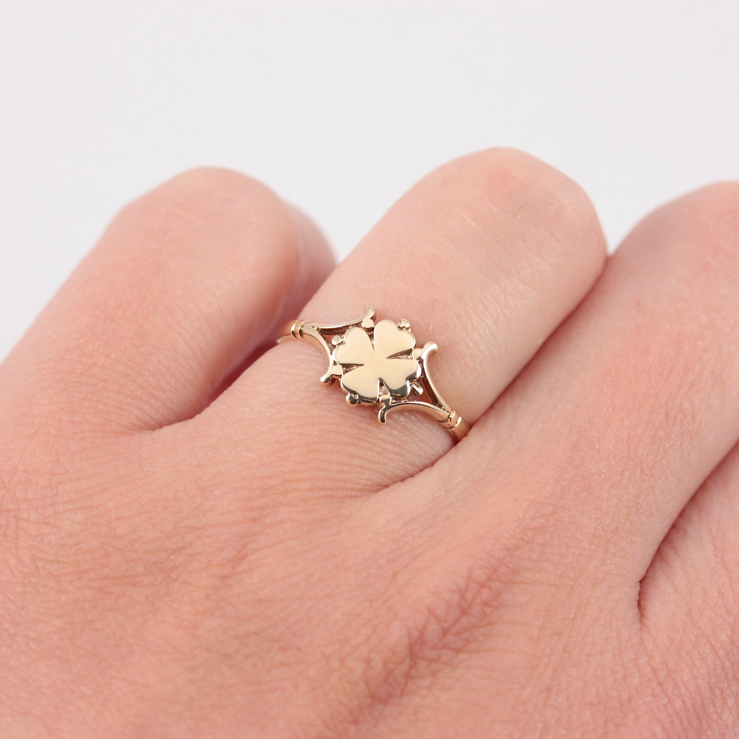 Vintage 9ct Gold Clover / Shamrock Ring, 1995