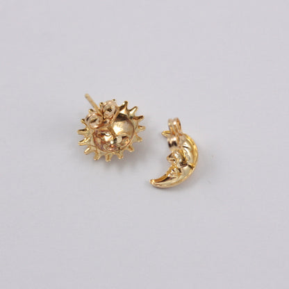 Pre-owned 18ct Gold Sun and Moon Stud Earrings