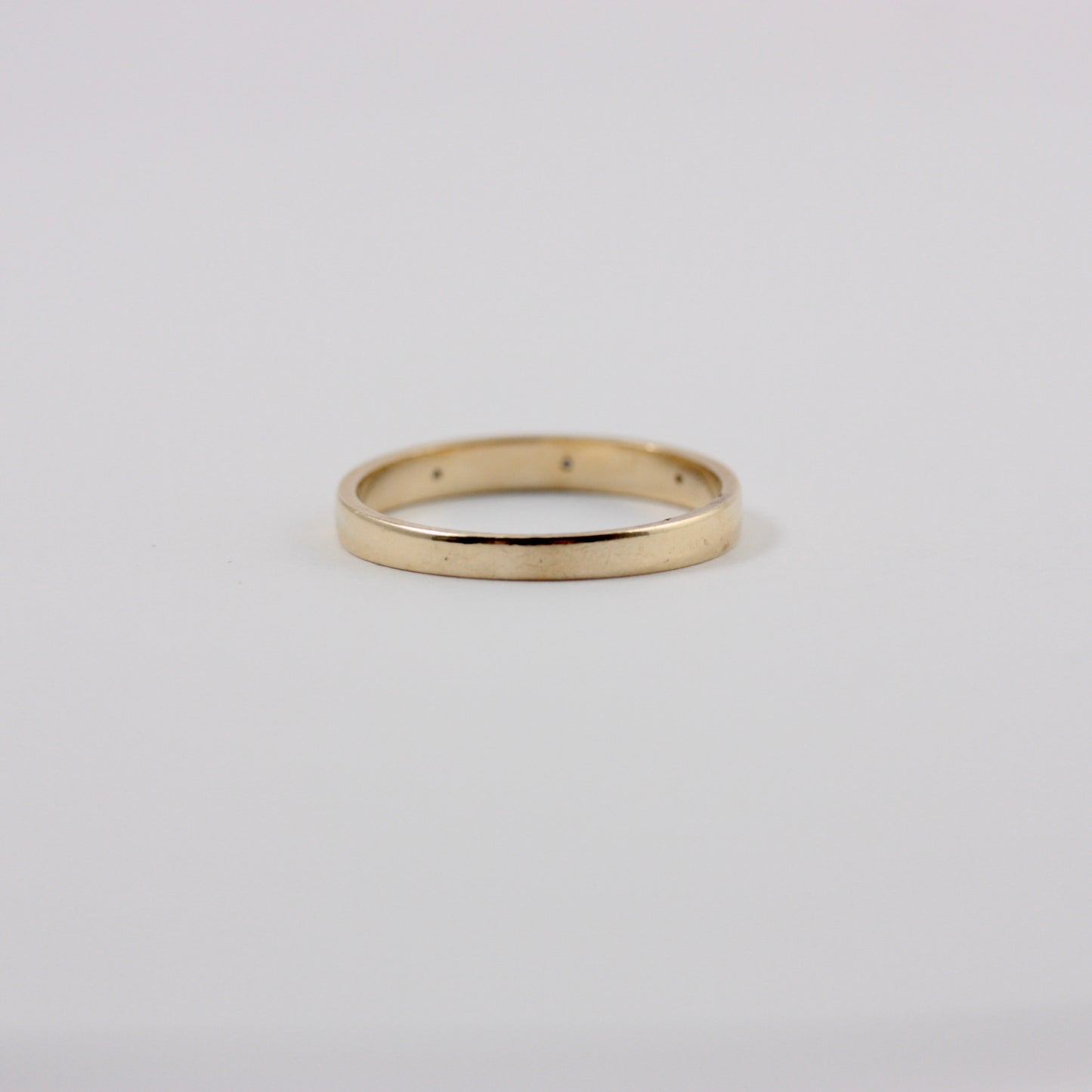 Pre-owned 9ct Gold Diamond Three Stone Band Ring