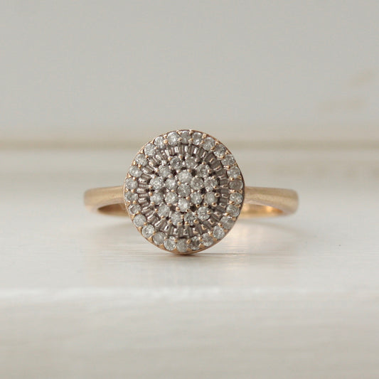 Pre-owned 9ct Yellow Gold and Diamond Target Ring