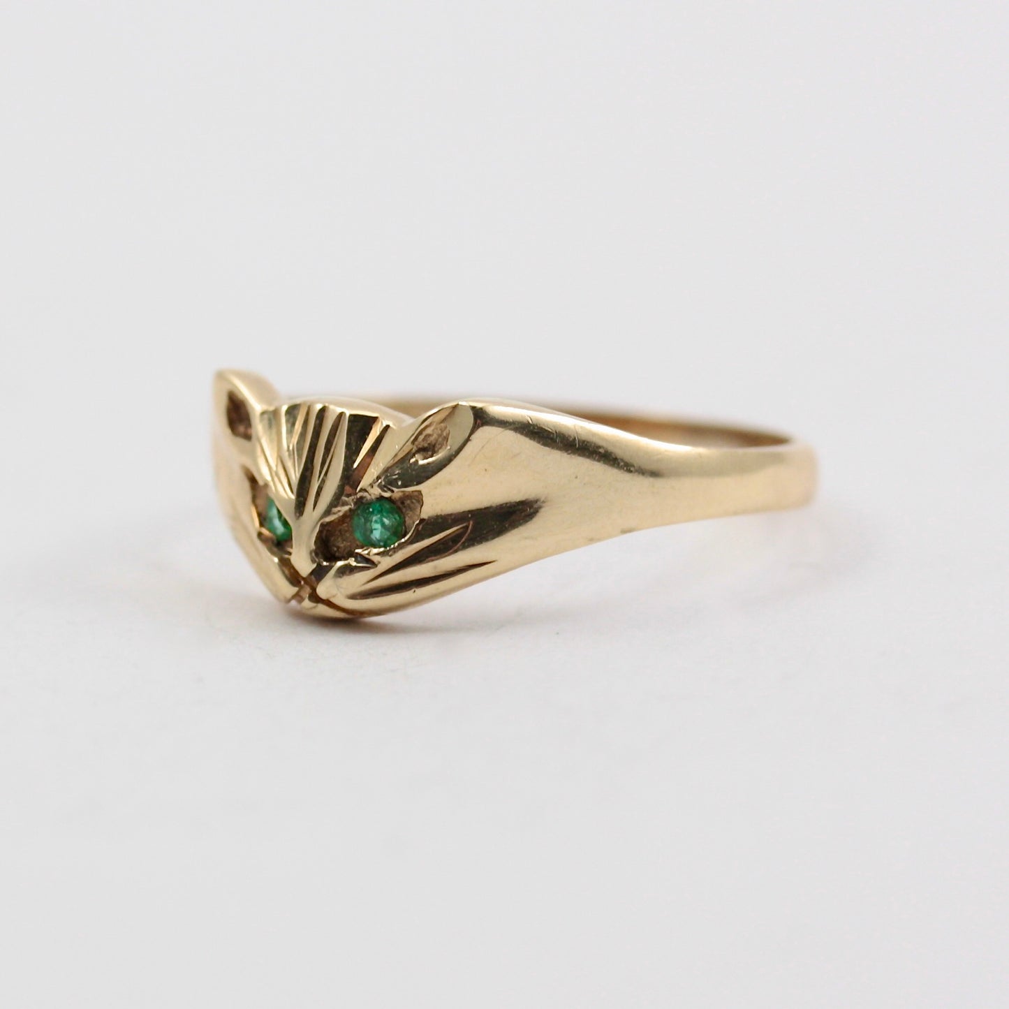 Vintage 9ct Gold Cat Ring with Emerald Eyes, 1988