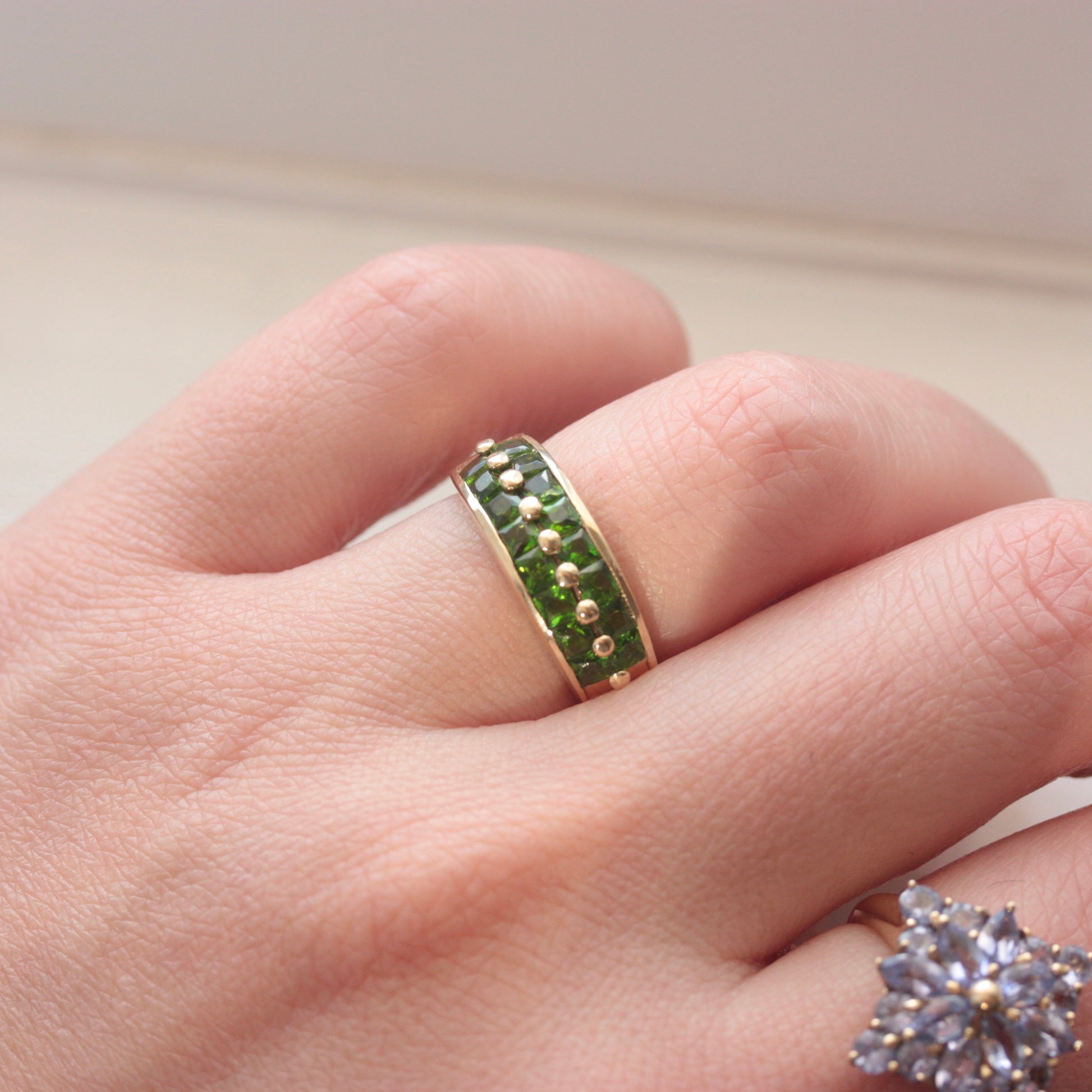 pre-owned 9ct gold chrome diopside ring