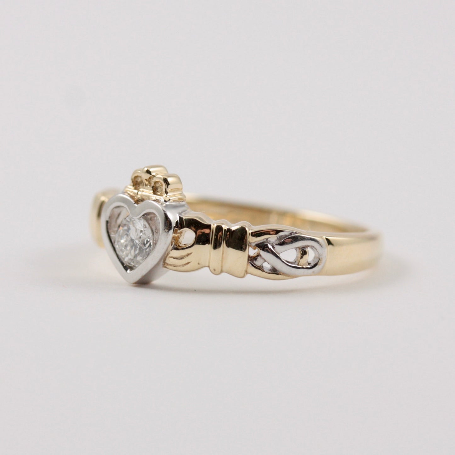 9ct yellow and white gold claddagh ring