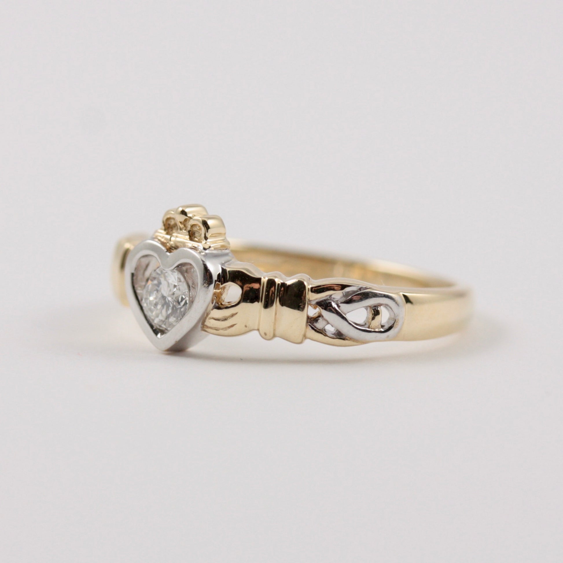 9ct yellow and white gold claddagh ring