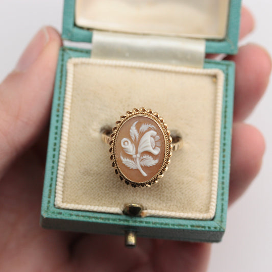 vintage flower cameo ring