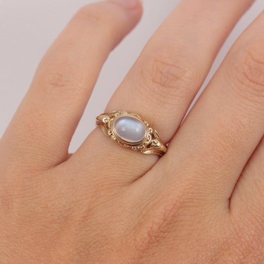 vintage moonstone ring