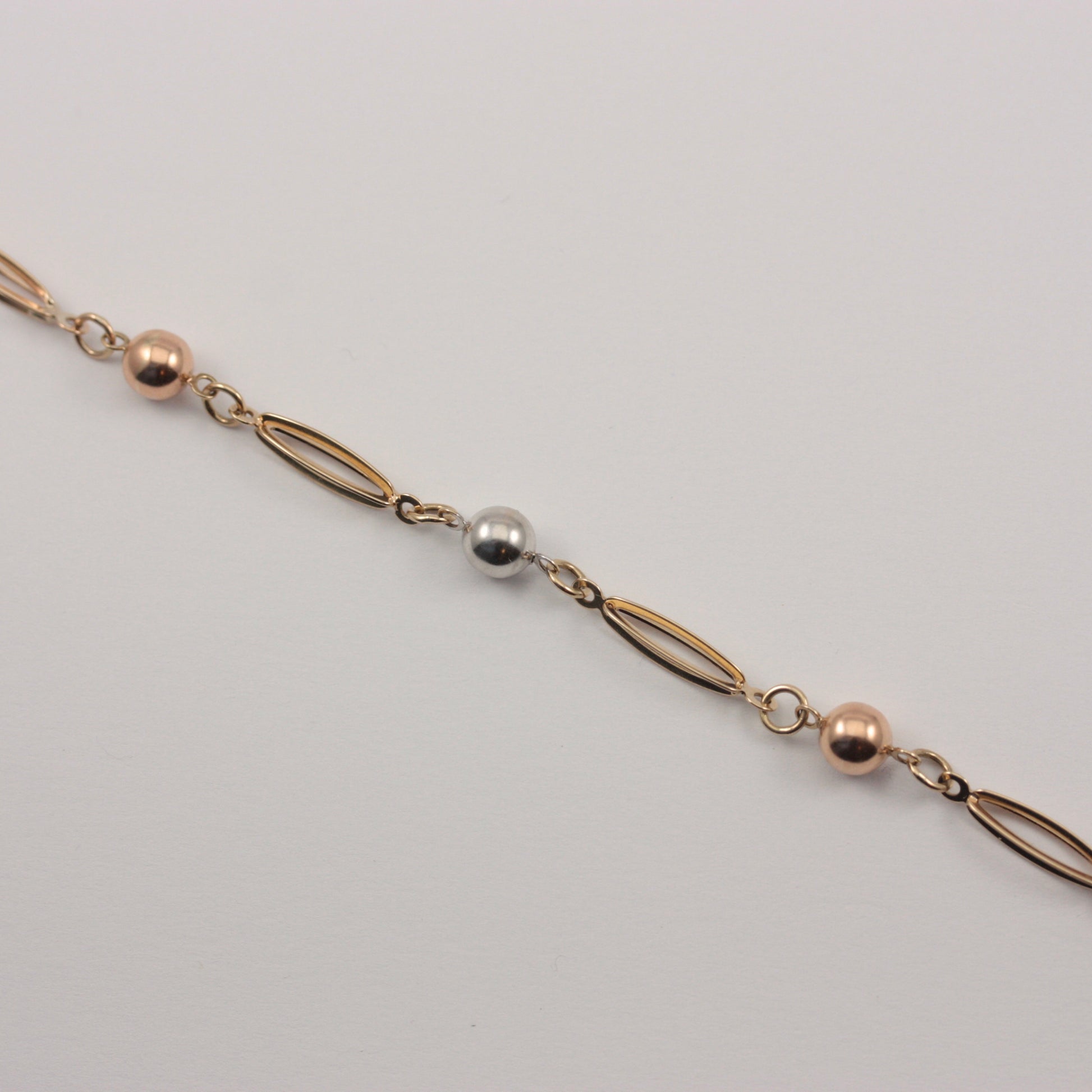 pre-owned 9ct gold fancy bracelet