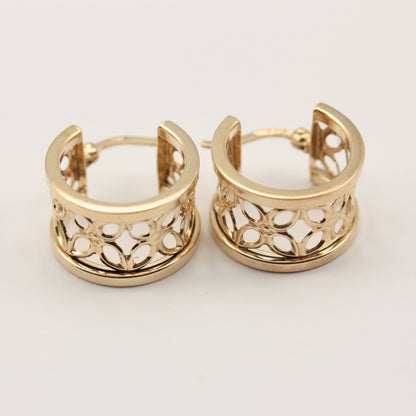 9ct gold open floral huggie earrings
