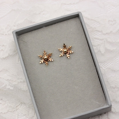 1970s 9ct gold snowflake studs