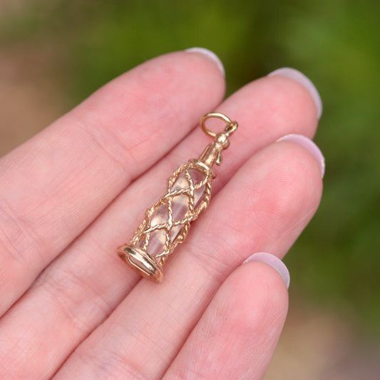 vintage 9ct gold and crystal soda syphon charm