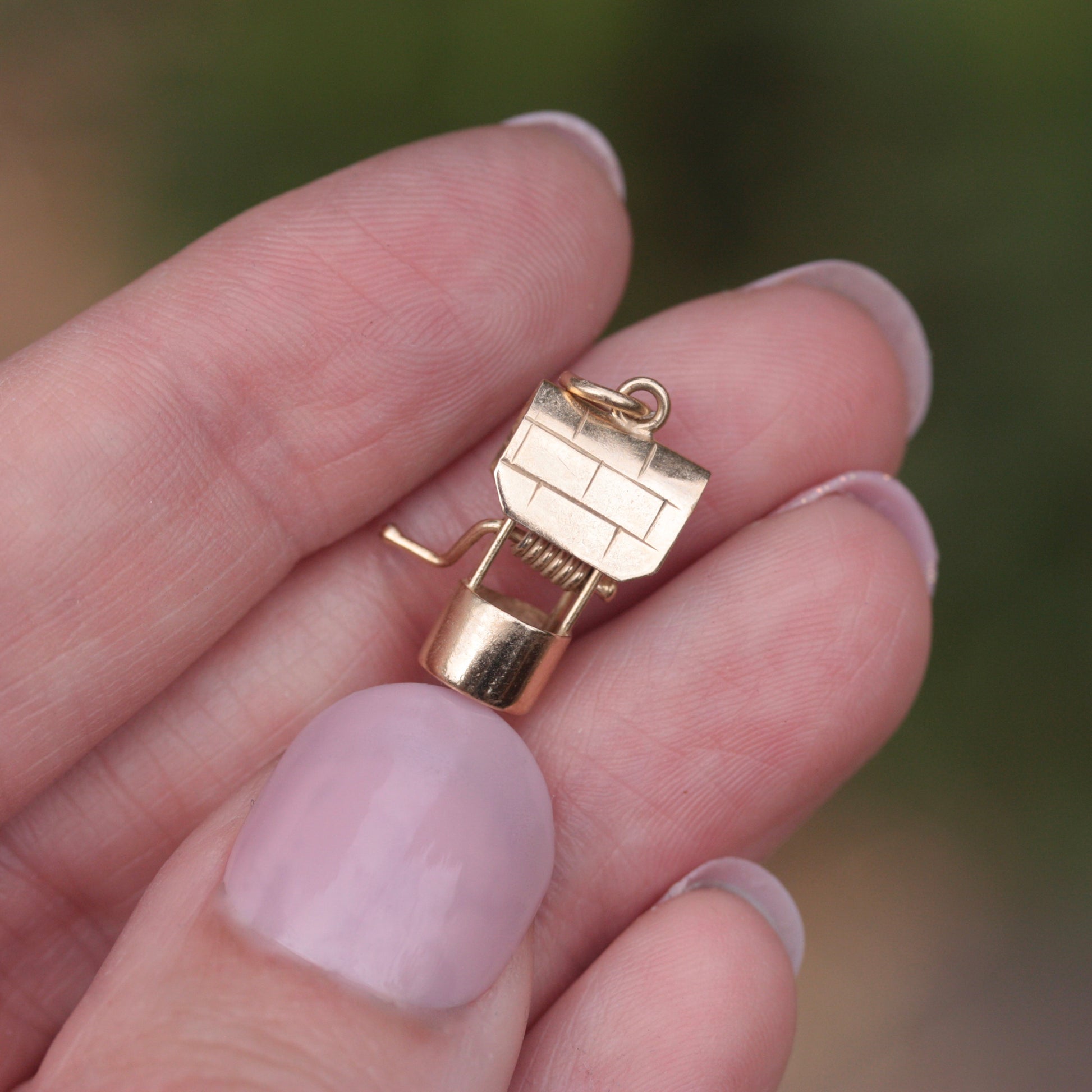 vintage wishing well charm