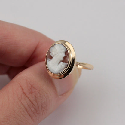 Vintage 9ct Gold Carved Shell Cameo Ring, Early 1970s