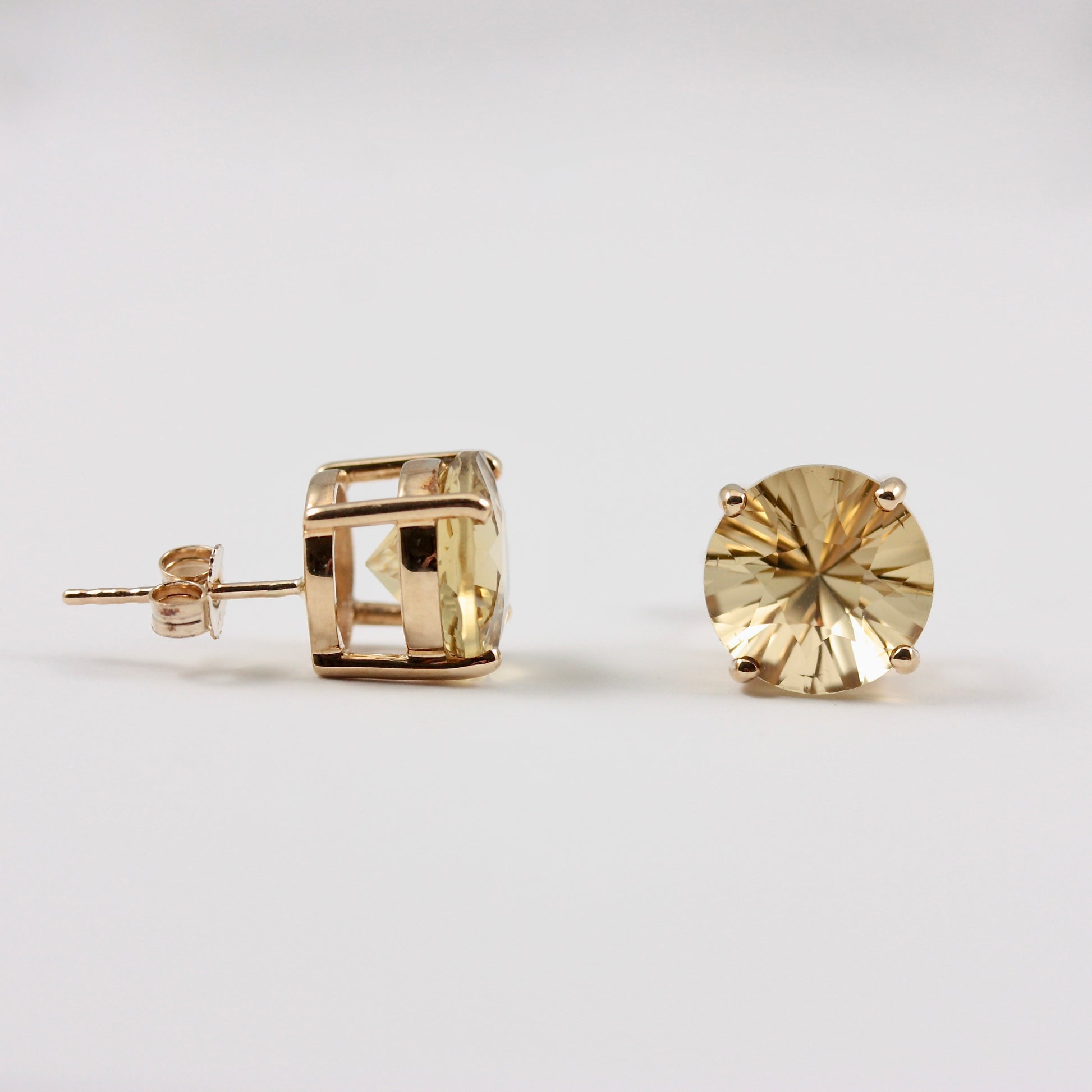 Pre-owned 9ct Gold Citrine Stud Earrings, 10mm