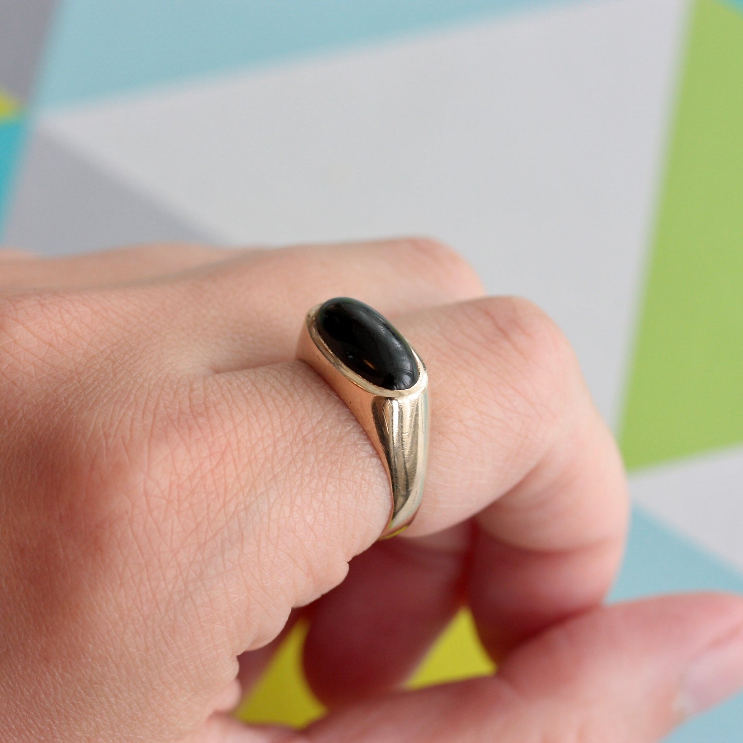 Vintage 9ct Gold Oval Onyx Ring in High Setting, 1977