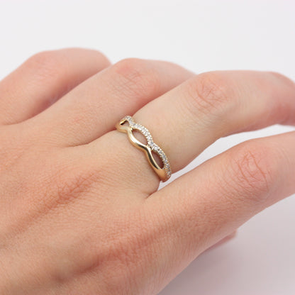 Pre-owned 9ct Gold Diamond Double Wave Ring