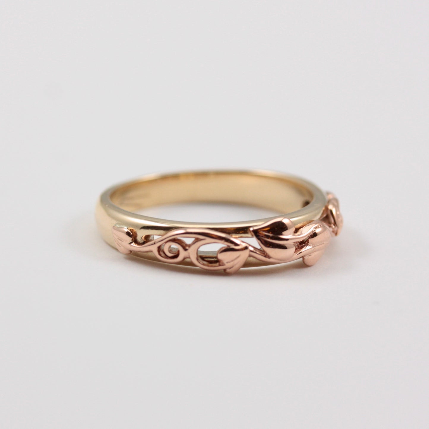 Pre-owned 9ct Rose and Yellow Welsh Gold 'Tree of Life' Ring