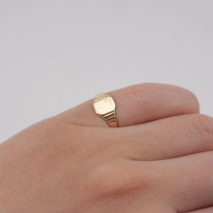 Vintage 9ct Gold Square Signet Ring, Small