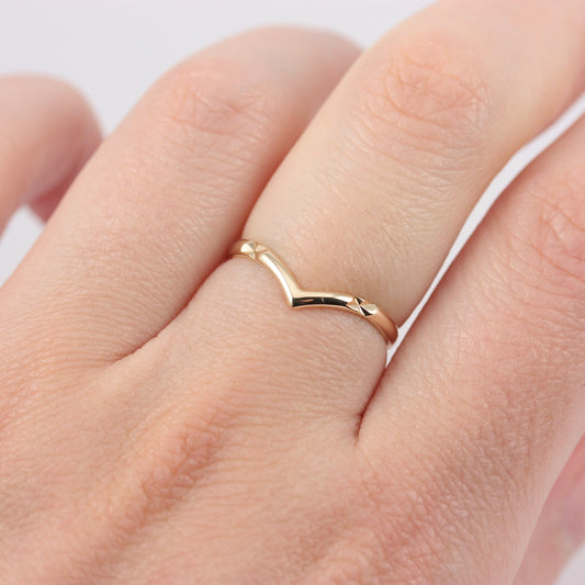 Dainty Vintage 9ct Gold Wishbone Ring, 1988