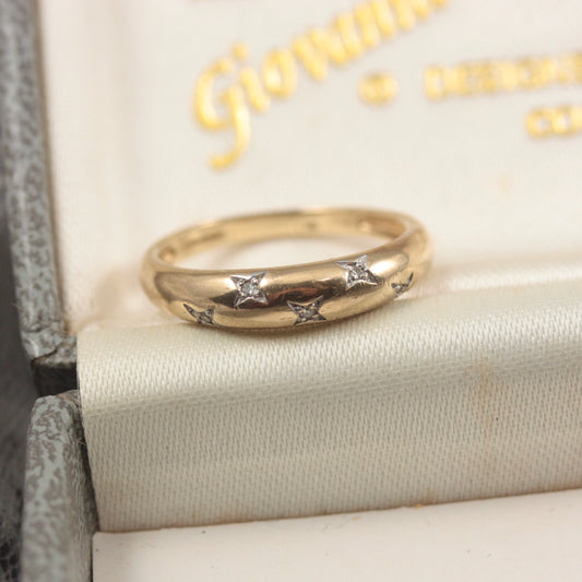 Pre-owned 9ct Gold Star Diamond Domed Ring