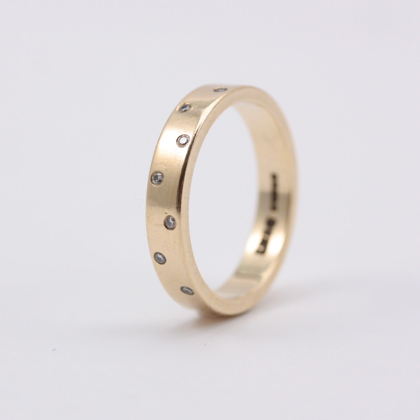 Pre-owned 9ct Gold Diamond Etoile Band Ring, 2002