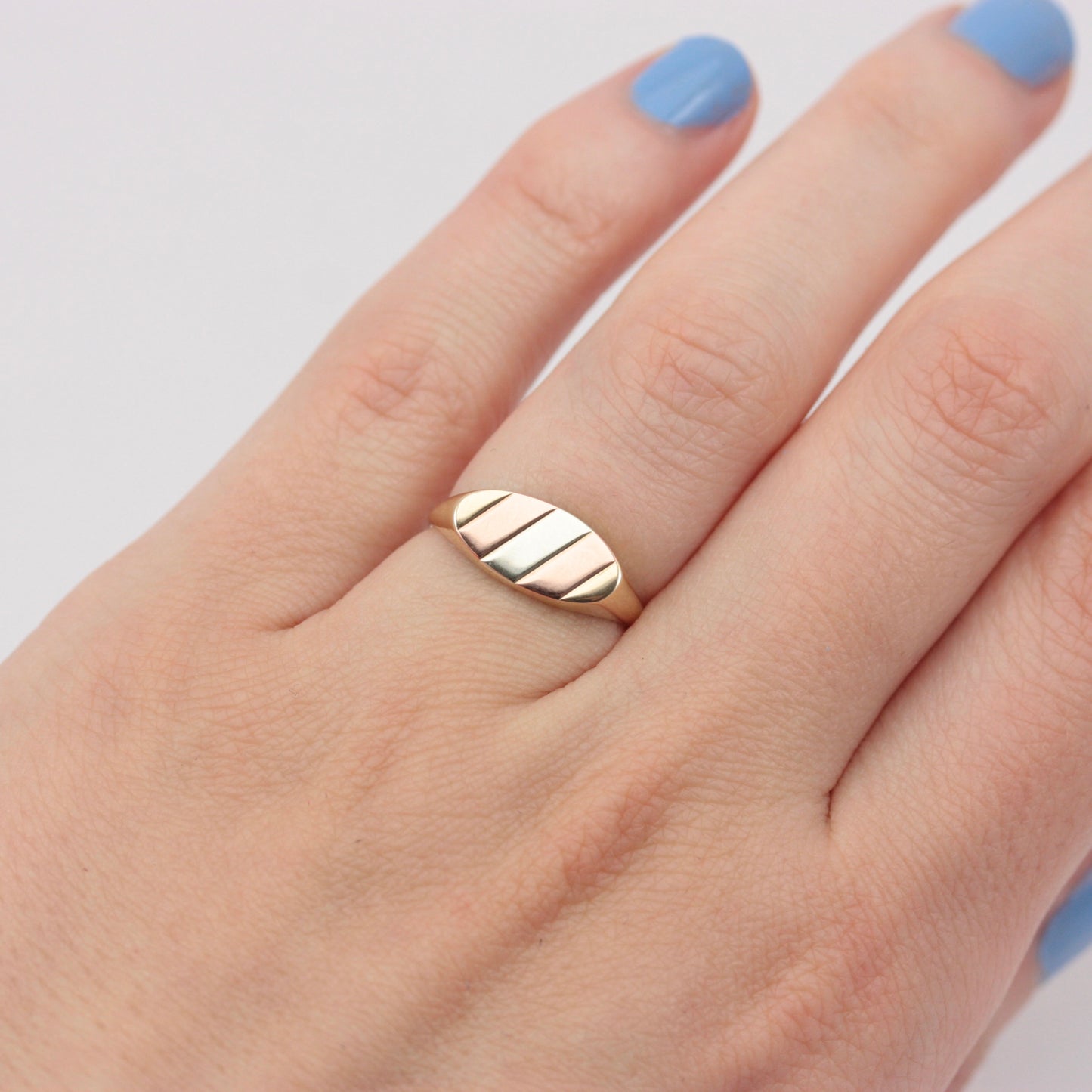 Vintage 9ct Tri Colour Gold Flat Fronted Ring, 1984