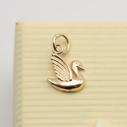 Tiny Vintage 9ct Gold Swan Charm