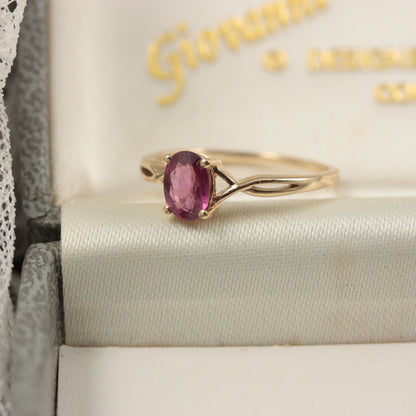 Pre-owned 9ct Gold Rhodolite Garnet Solitaire Ring