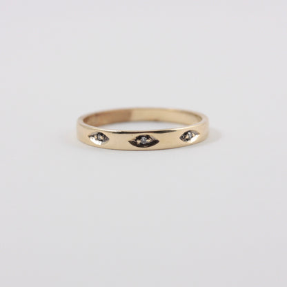 Pre-owned 9ct Gold Diamond Three Stone Band Ring