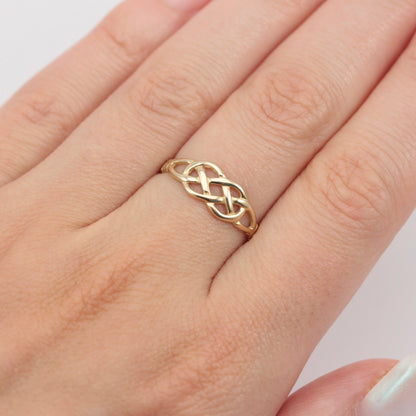 Pre-owned 9ct Yellow Gold Celtic Knot Ring